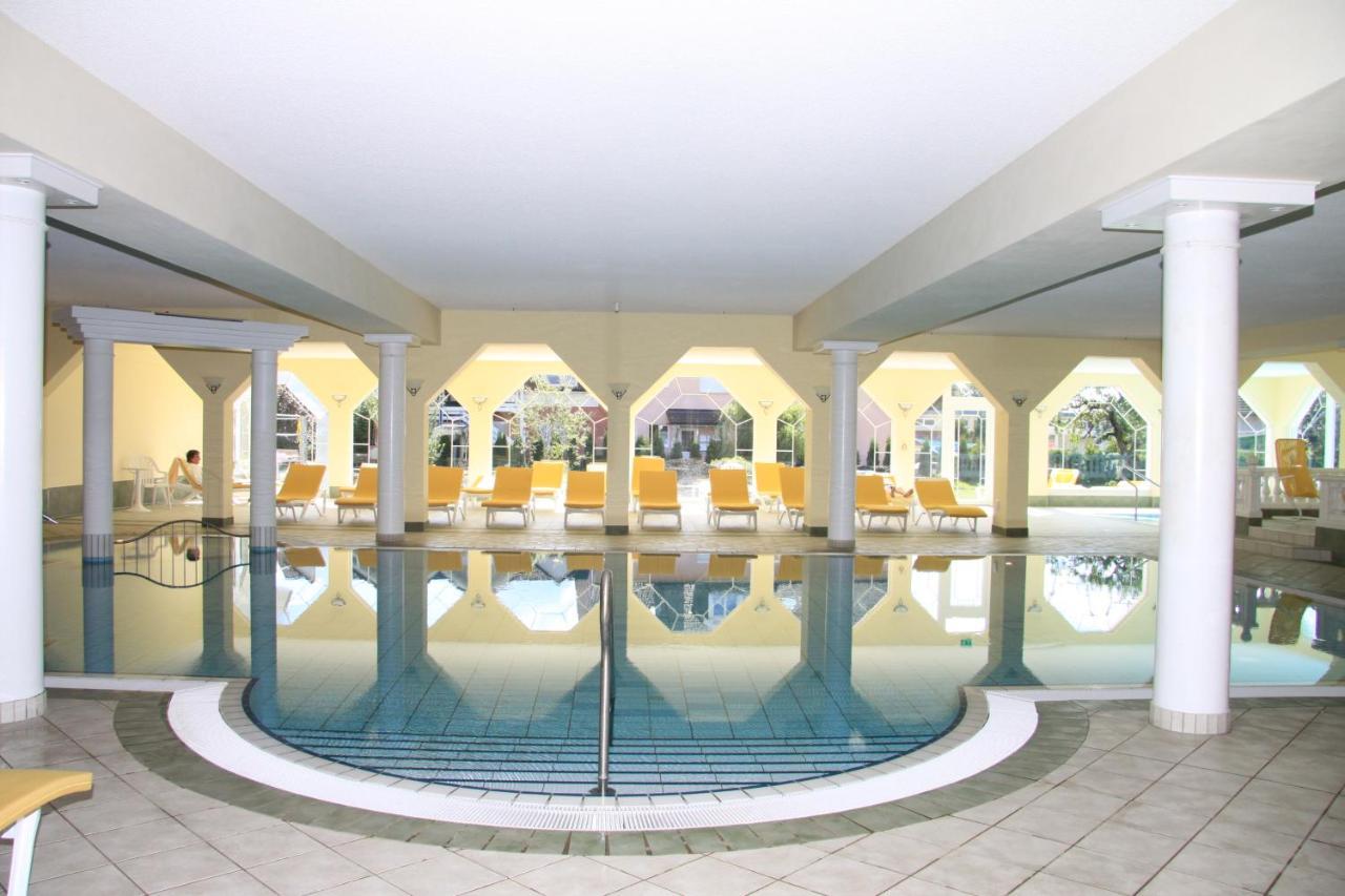 Moehringers Schwarzwald Hotel بوندورف ام شفارتزو المظهر الخارجي الصورة