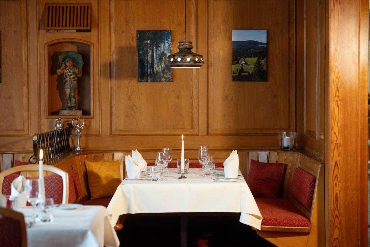 Moehringers Schwarzwald Hotel بوندورف ام شفارتزو المظهر الخارجي الصورة