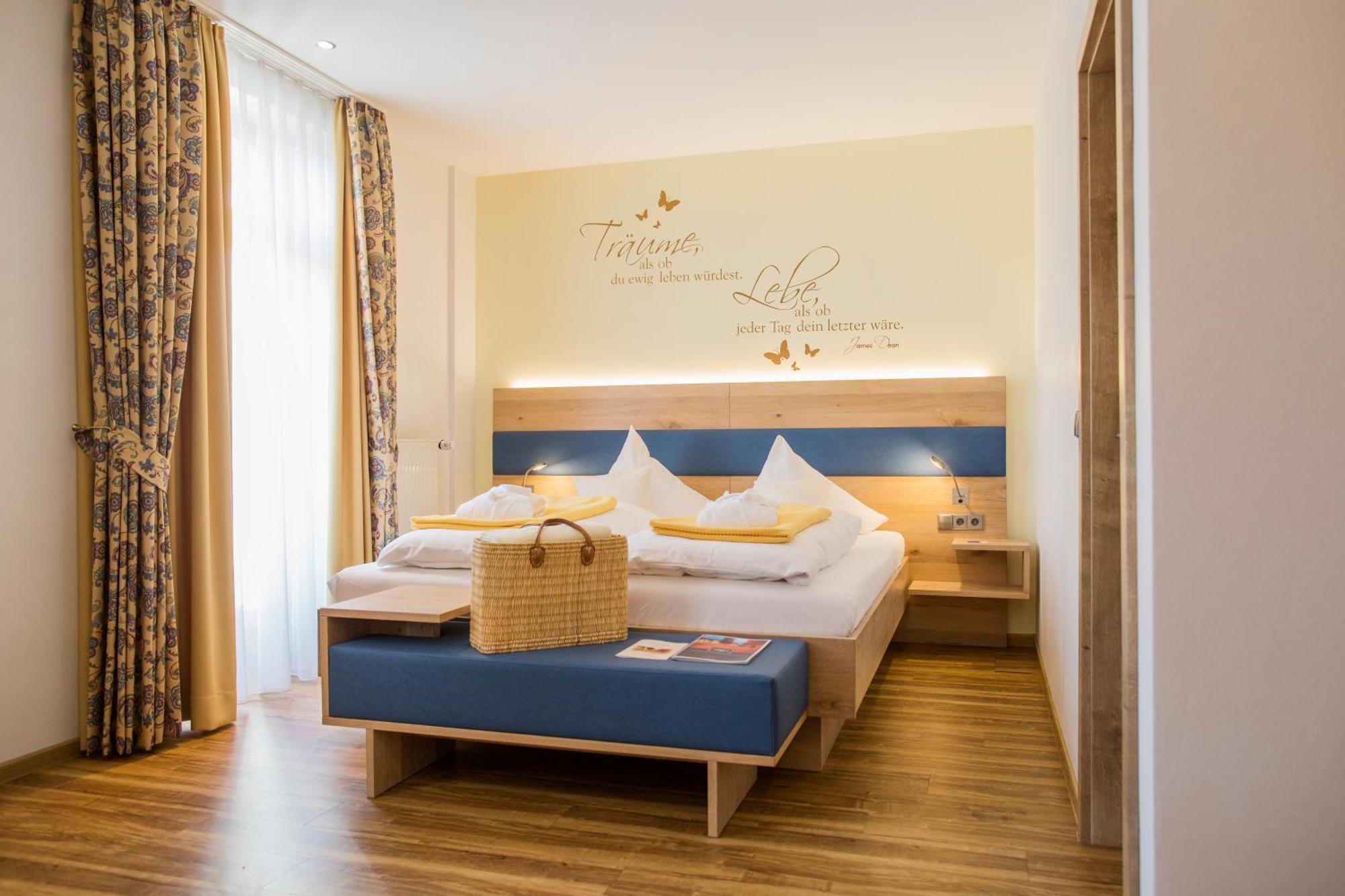 Moehringers Schwarzwald Hotel بوندورف ام شفارتزو المظهر الخارجي الصورة