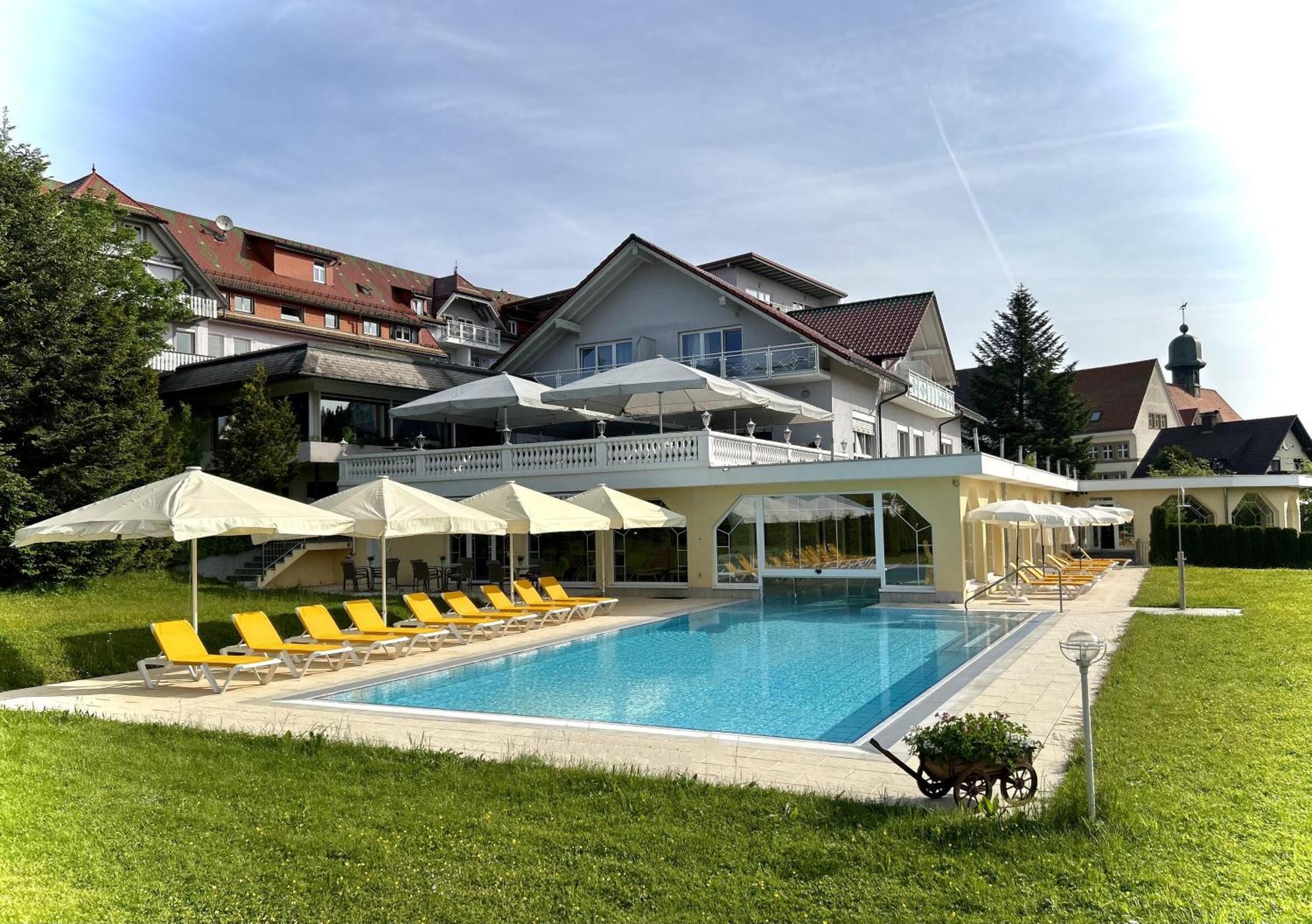 Moehringers Schwarzwald Hotel بوندورف ام شفارتزو المظهر الخارجي الصورة