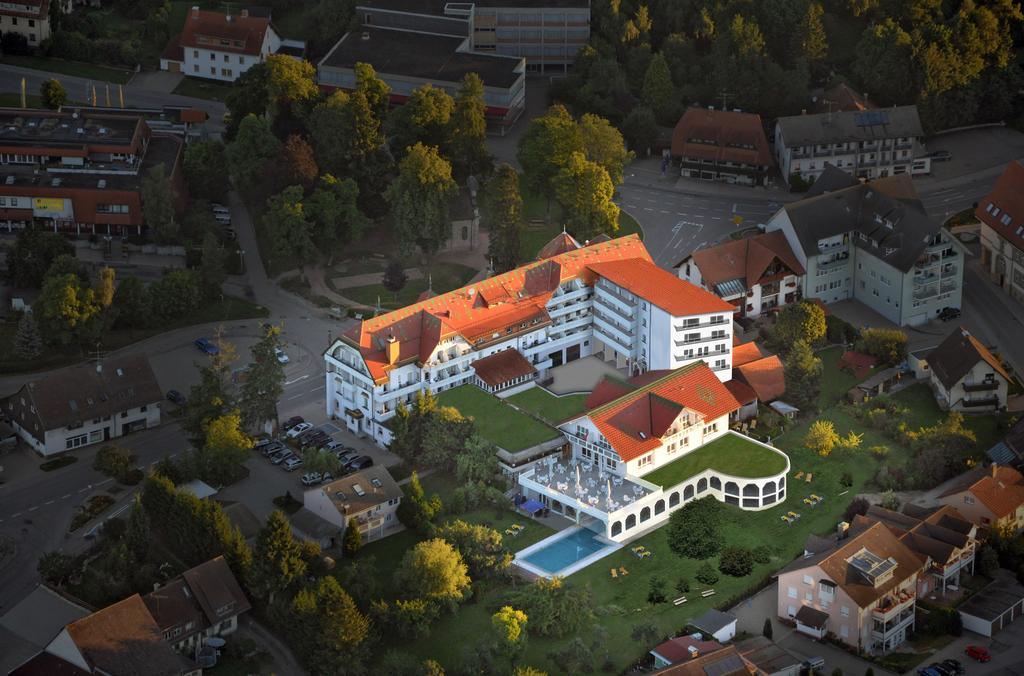 Moehringers Schwarzwald Hotel بوندورف ام شفارتزو المظهر الخارجي الصورة
