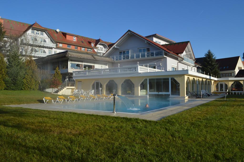 Moehringers Schwarzwald Hotel بوندورف ام شفارتزو المظهر الخارجي الصورة